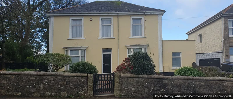 Parent moved into a care home? How to look after the empty house
